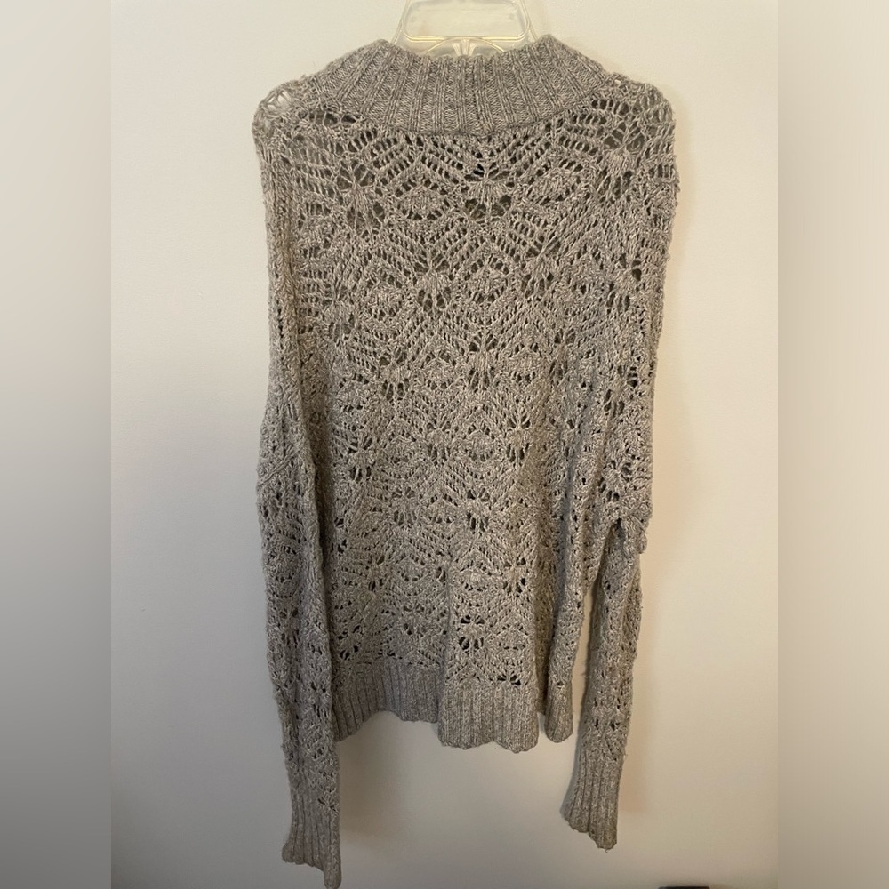 AEO Sweater Large - Picture 4 of 7